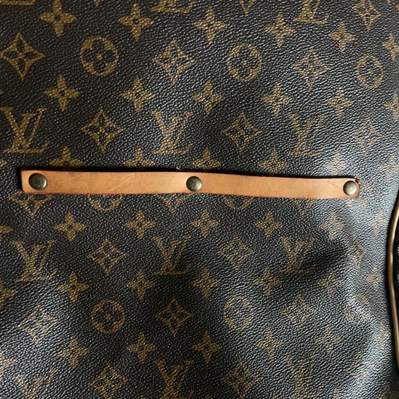 Classic vintage Louis Vuitton garment bag - Picture 4 of 13